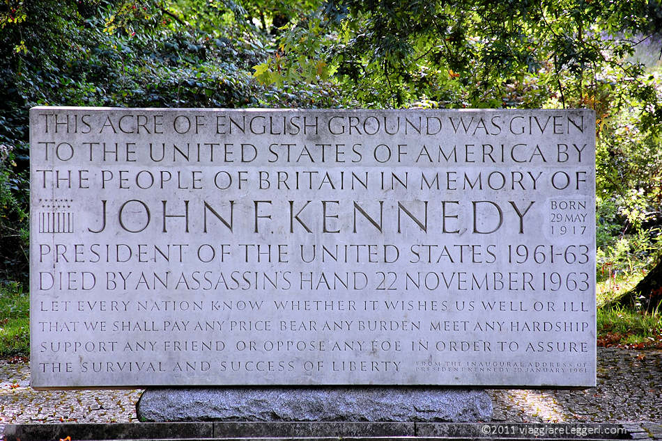 Il monumento a John F. Kennedy a Runnymede