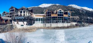 Col freddo fa piacere starsene nell'acqua calda,